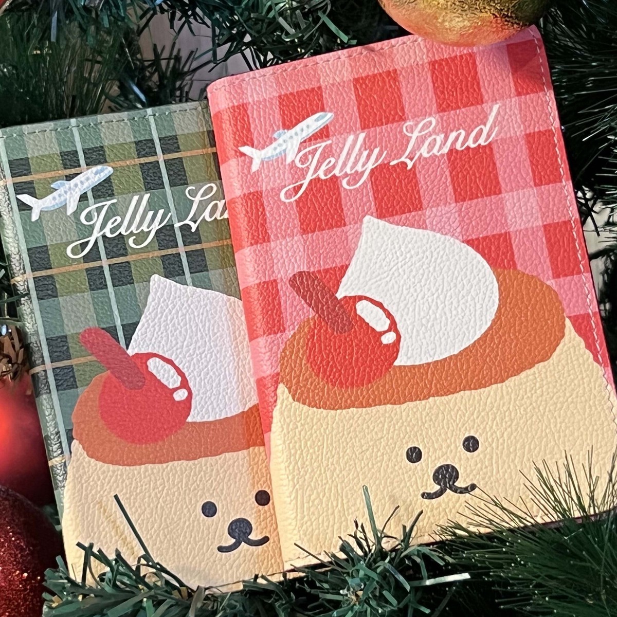 Jellyland Pudding Family Leather Passport Case (3)