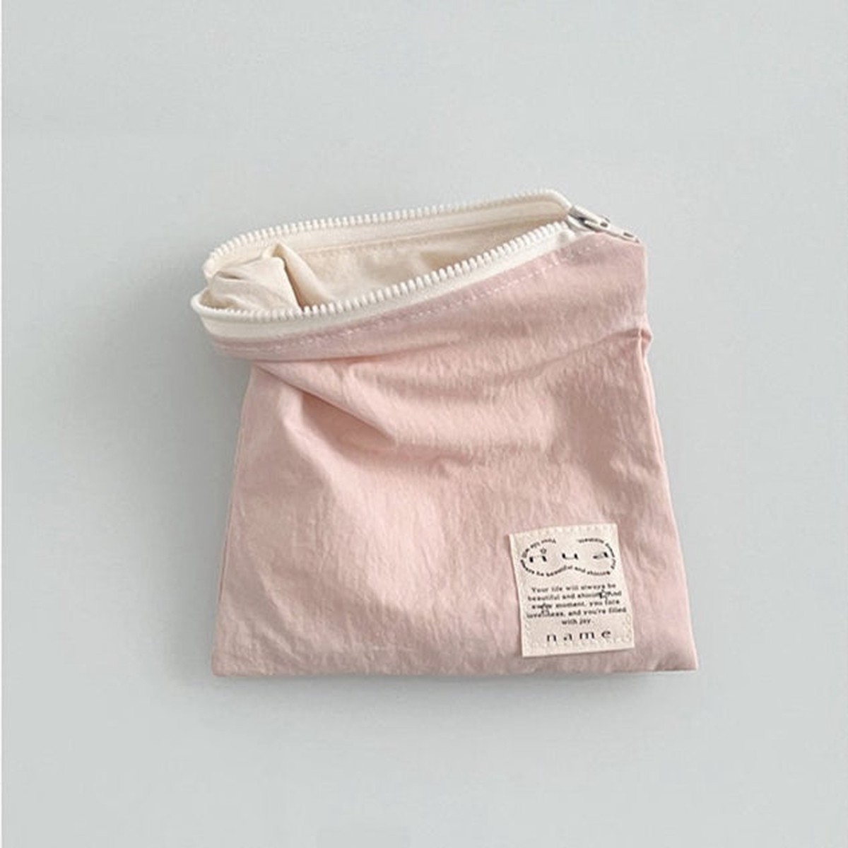 95Nuaname Lychee Square Pouch