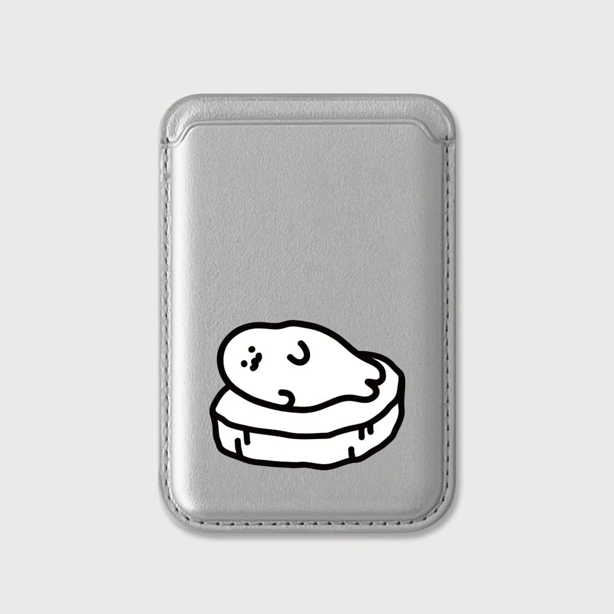 85Cuter Harp Seal Silver Magsafe Card Wallet