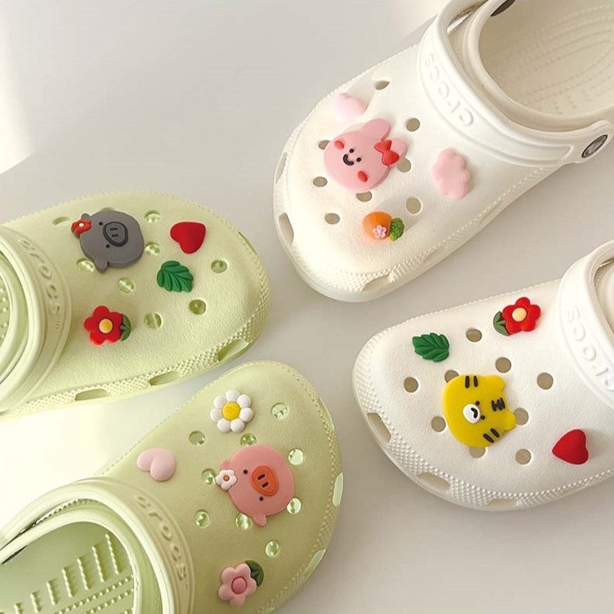 85Cuter Shoe Charms SetJibbitz