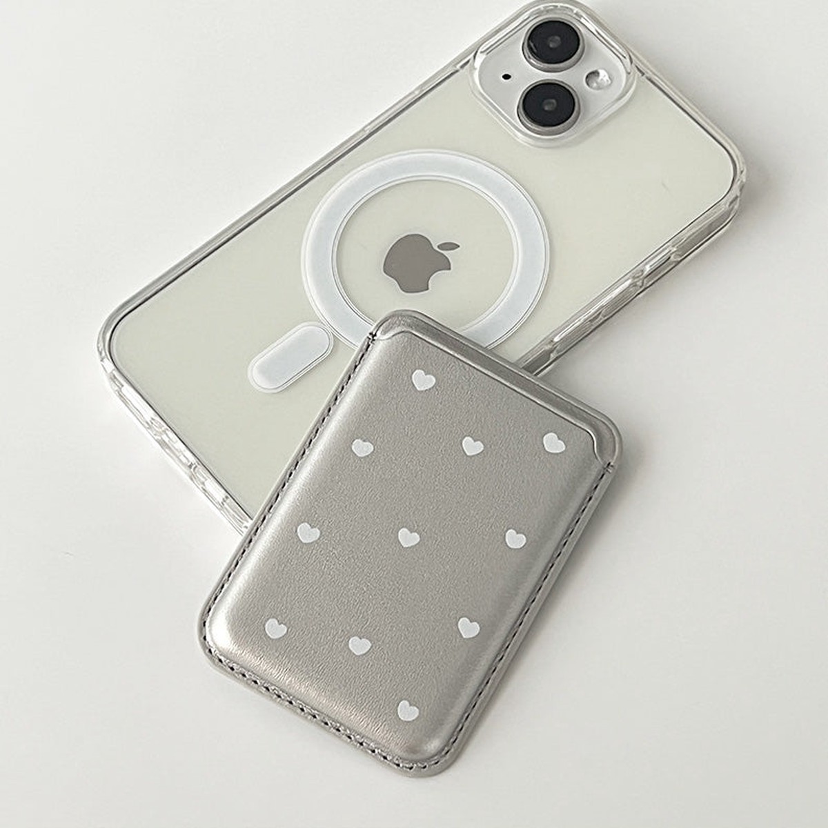 85Cuter Tiny Heart Magsafe Card Wallet