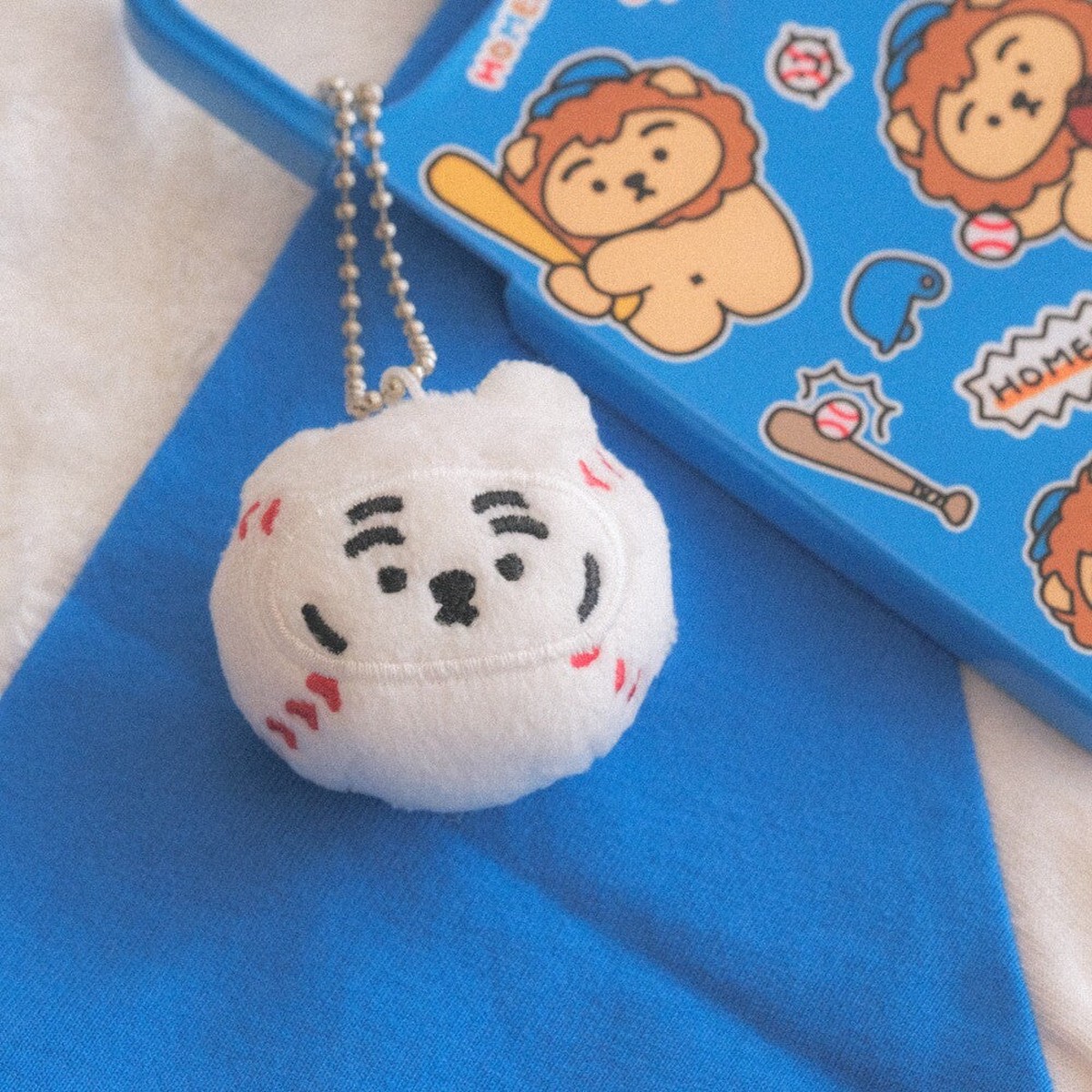 95Muzik Tiger Ball Keyring Baseball