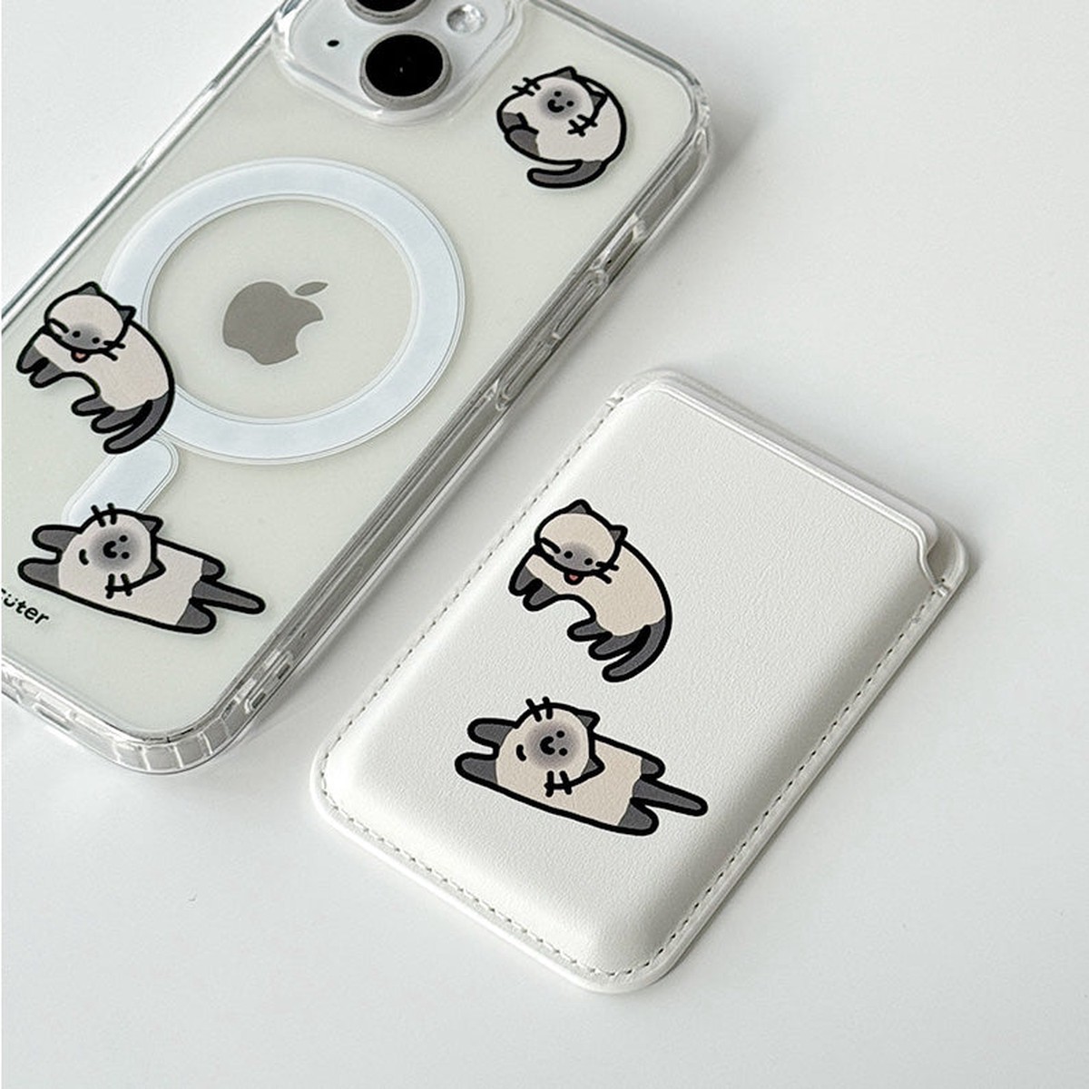 85Cuter Siamese Cat Magsafe Card Wallet